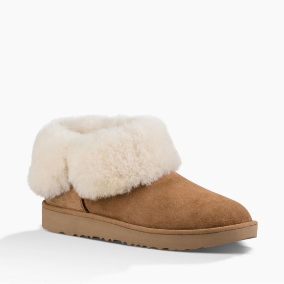 UGG Women's Classic Cuff Mini in Chestnut Size 11 - Picture 11 of 11